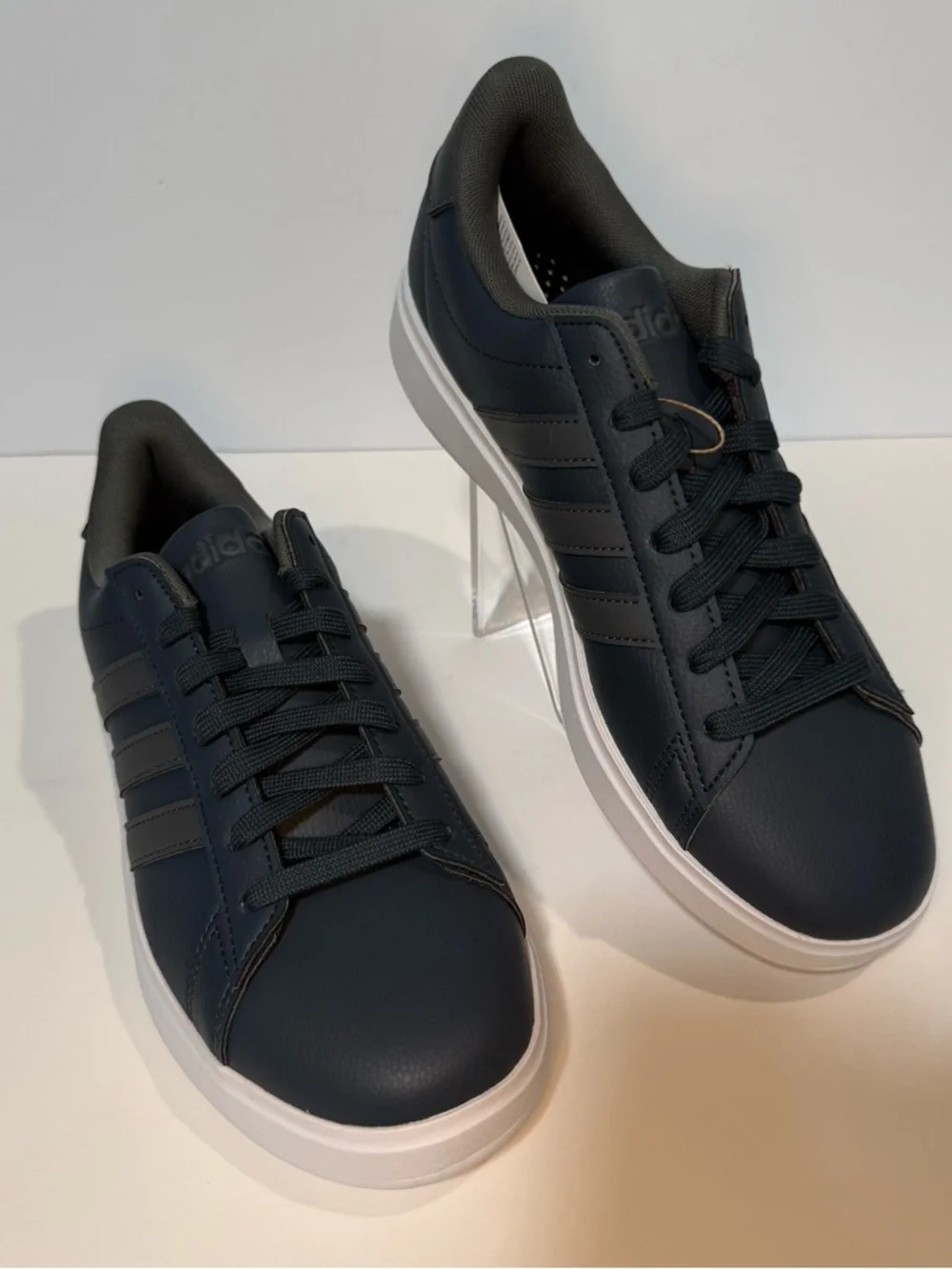 adidas Grand Court 2.0 Low-Top Leather Sneakers